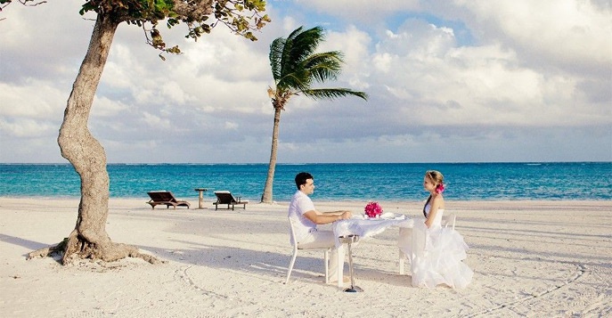 Свадебная церемония и медовый месяц в отеле Sheraton Maldives Full Moon Resort and Spa 5*
