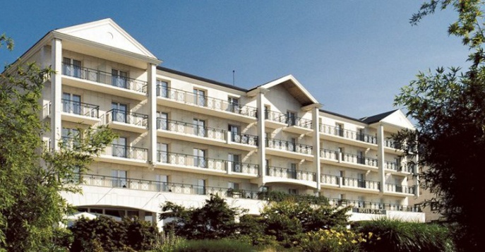 Отель Hôtel du Lac Enghien-les-Bains 4*