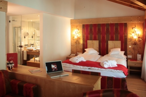 Alpine Double Room, Ferienart Resort & Spa 5* - Саас-Фе, Швейцария