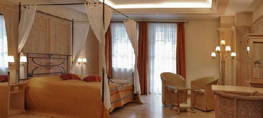 ����� Weisses Roessl 5*, �������