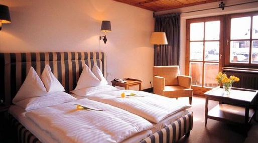 ����� ����� Schwarzer Adler Wellness-Spa Hotel 4*, �������