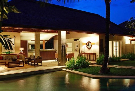 ����� Ahimsa Beach Jimbaran 5*