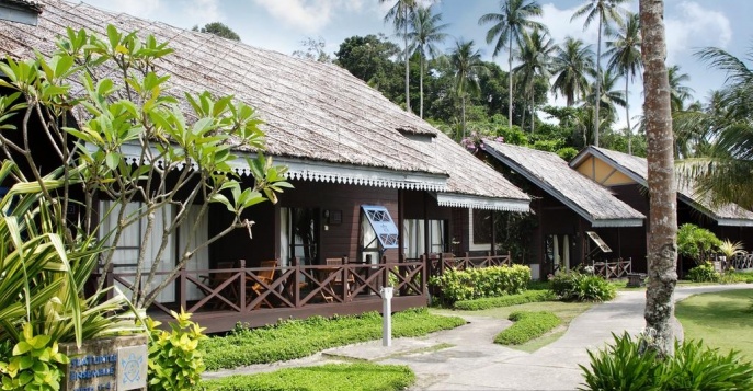 Отель Mayang Sari Beach Resort 3*
