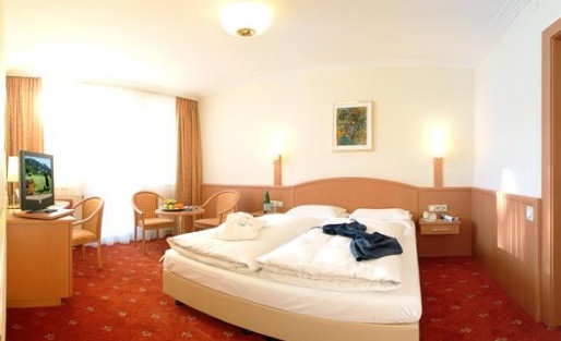 ����� Kur und Sporthotel Palace 4*, �������