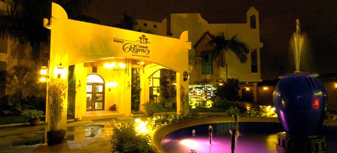 ����� Crown Regency Residences Davao 3*