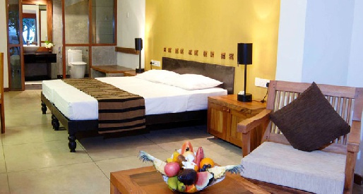 ����� Browns Beach 4*, ���-�����
