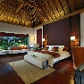 ����� The Royal Santrian 5*