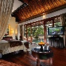 ����� The Royal Santrian 5*