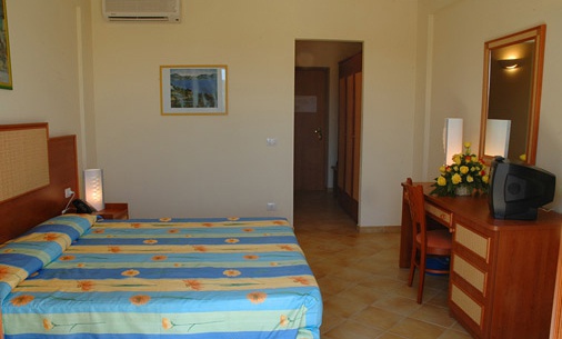 ����� Arenella Resort 4*, ������