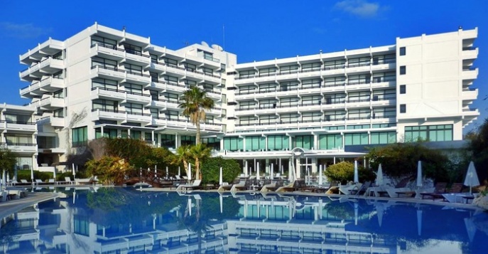 Отель Grecian Bay 5*