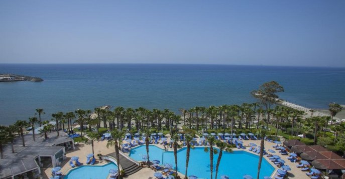 Отель Grand Resort 5*, Кипр