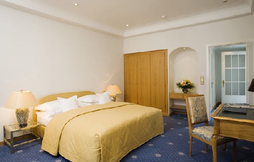 Номер отеля Excelsior Hotel Ernst 5*, Германия