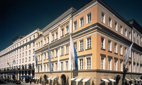 ����� Kempinski Hotel 5*