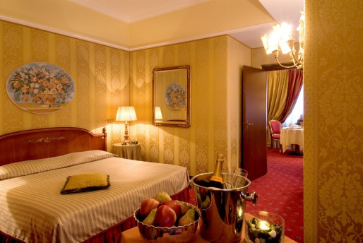 ����� De La Ville 4* - �����, ������