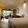 ����� Santika �each 4*