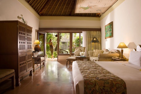 ����� Santika �each 4*, ���������