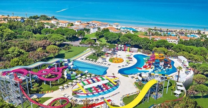 Аквапарк в отеле Grecotel Olympia Oasis & Aqua Park 4*, Греция
