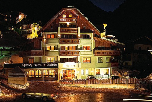 ����� Alpenhof 4*