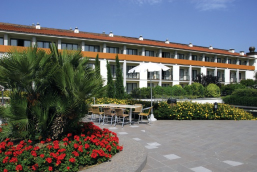 Отель Parc Club Royal Hotel 4* - озеро Гарда, Италия