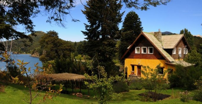 Отель Los Juncos Patagonian Lake House 3*