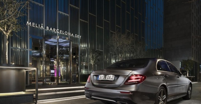 Отель Melia Barcelona Sky 5*