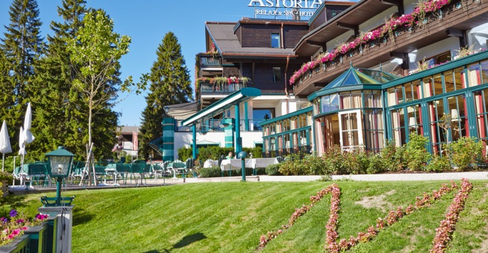 Отель Relax & Spa Hotel Astoria 5*