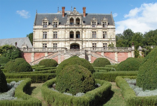 Замок Ля Бурдазьер, Франция