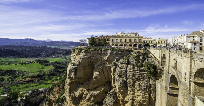 Панорамный вид в Ронде, одном из красивых городов Андалусии