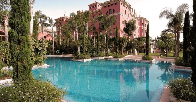 Отель Villa Padierna Palace Hotel 5*
