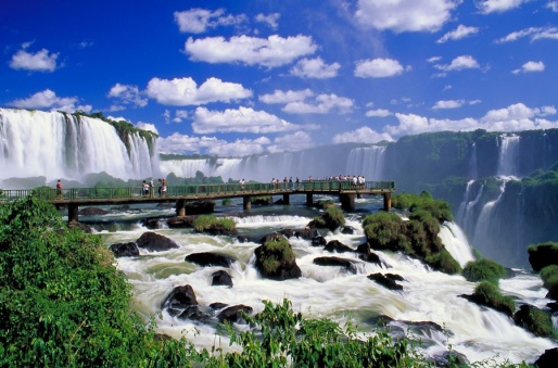 Водопады Игуасу - комплекс водопадов на реке Игуасу