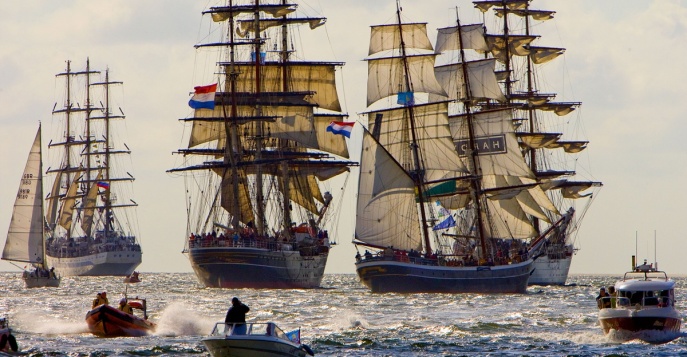Парад морских кораблей в Амстердаме (Sail Amsterdam)