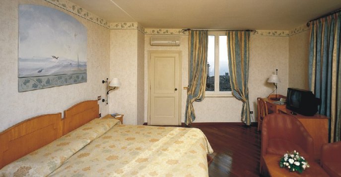 Отель Fortuna 3*, Италия