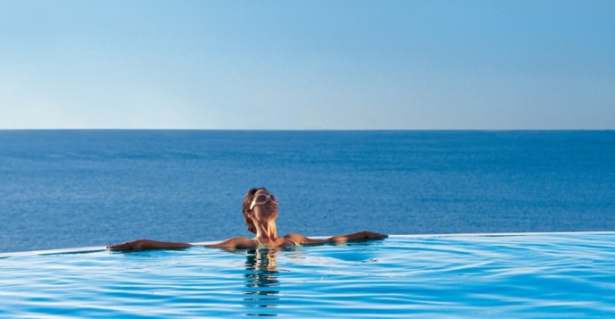 Helios Hotels and Resorts в Греции: майские скидки до 40%!