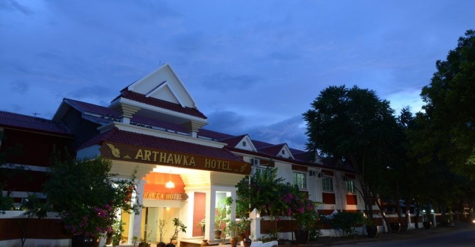 Отель Arthawka 3*