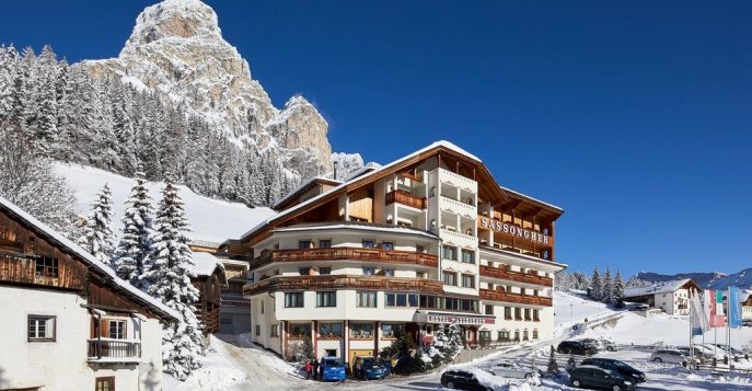 Отель Sassongher 5* (Corvara)