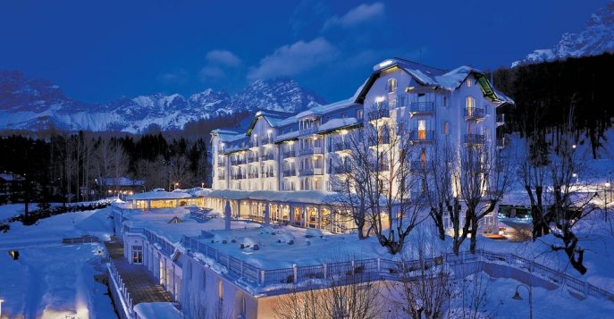 Отель Cristallo Palace Hotel&SPA 5* (Cortina)