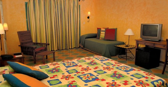 Отель Grand Playa Turquesa by Occidental 4*, Куба
