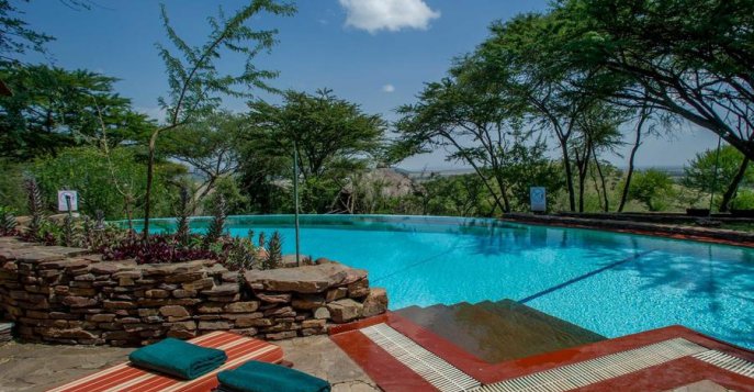 Отель Serengeti Serena Safari Lodge 4*, Танзания