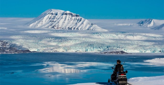 Норвегия: полярный экспресс-тур на снегоходах по Шпицбергену