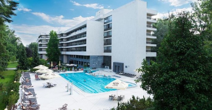 Отель Health Spa Resort Esplanade 4*