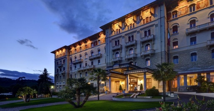 Отель GH Palazzo della Fonte 5*