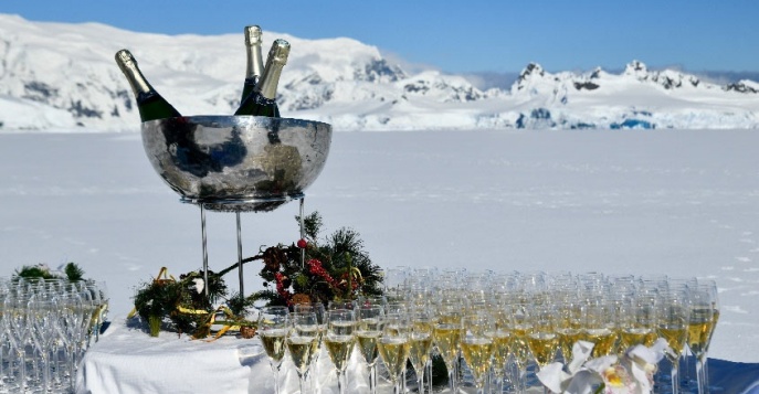 Новый год 2023 за полярным кругом Антарктиды: круиз на мега-яхте Le Boreal