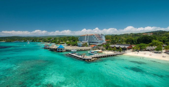 Отель Sandals Grande 4*