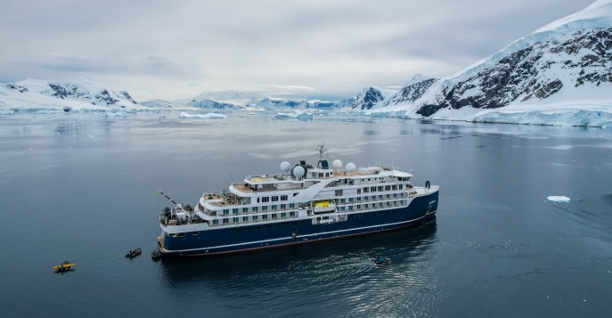 Экспедиционное судно SH Minerva