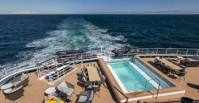 Экспедиционное судно SH Minerva