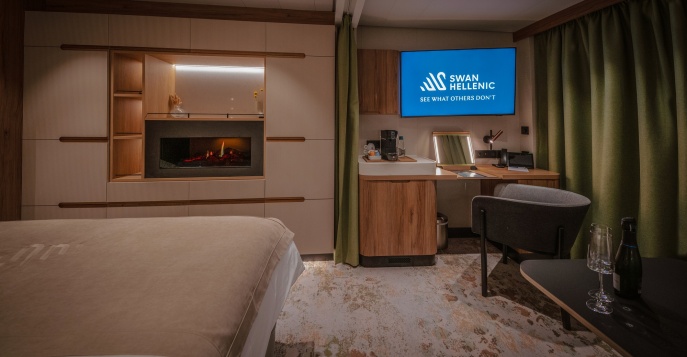 Экспедиционное судно SH Minerva