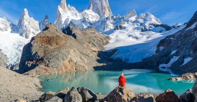 Знаменитый трекинг Патагонии к ледниковому озеру Де-Лос-Трес
