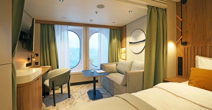 Экспедиционное судно SH Vega