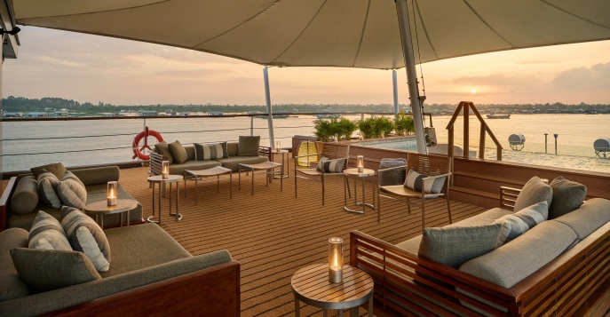 Яхта Aqua Mekong