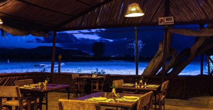 Лодж Sentrim Tsavo East Lodge - Парк Тсаво, Кения